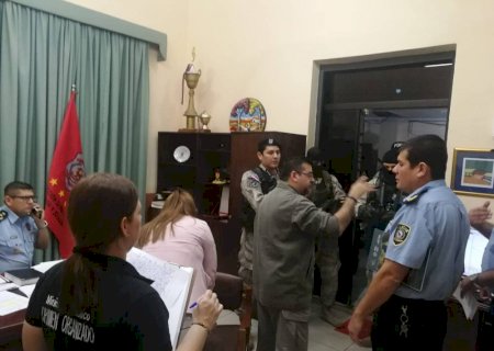 Operação prende 9 chefes de polícia suspeitos de ajudar tráfico no Paraguai