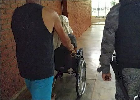 Cadeirante e casal são presos acusados de tráfico de drogas
