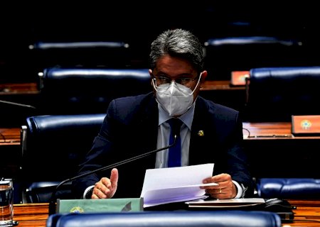 Acesso à internet de qualidade  para alunos e professores da educação pública vai a sanção