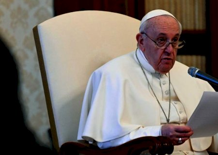 Igreja Católica não pode abençoar uniões homossexuais, afirma Vaticano