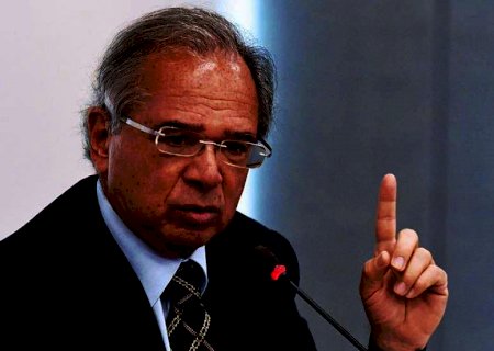 Guedes diz que pode estender auxílio novamente após outubro
