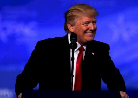 Donald Trump pode receber mais de R$ 500 milhões em indenização de New York Times