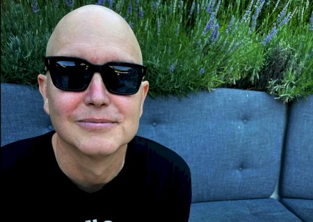 Mark Hoppus, vocalista do ‘Blink 182’, anuncia que está curado do câncer