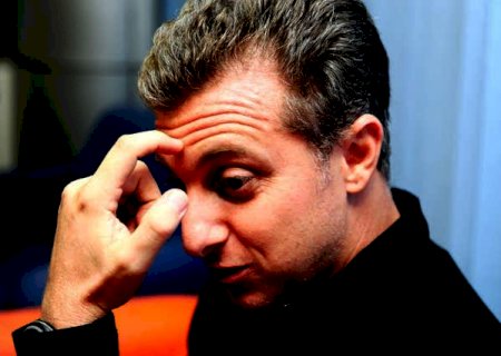 Luciano Huck afunda programa de domingo e registra pior audiência do ano