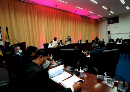 Câmara de Dourados aprova mais 10 projetos de lei presentes na  37ª sessão ordinária