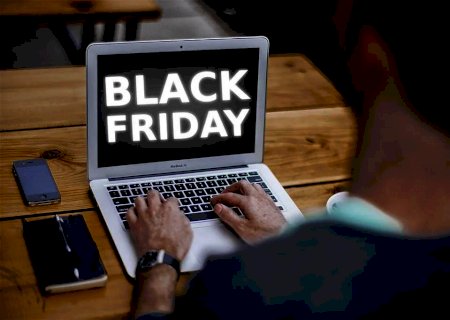 A Secretaria Nacional do Consumidor (Senacon), alerta para riscos de golpe durante compras na Black Friday