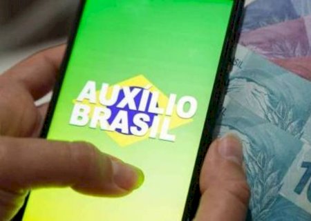 Bolsonaro sancionou lei que institui o Auxílio Brasil