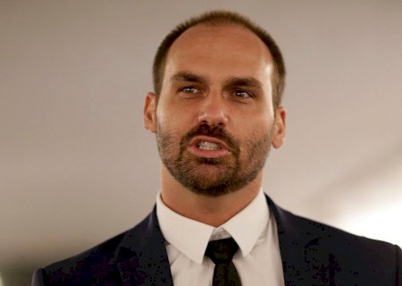Eduardo Bolsonaro vai ao Conselho de Ética contra Kim Kataguiri após declarações sobre o nazismo