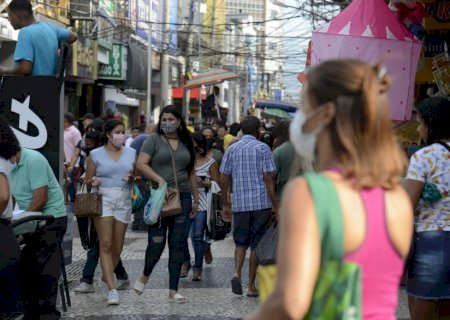 Brasil registra 672 mortes por covid-19 em 24 horas
