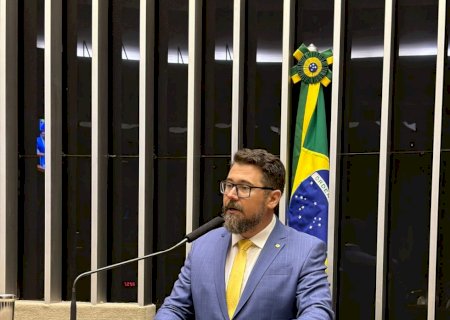 Deputado federal Marcos Pollon visita presas e reitera criação de CPMI para investigação dos atos do dia 8