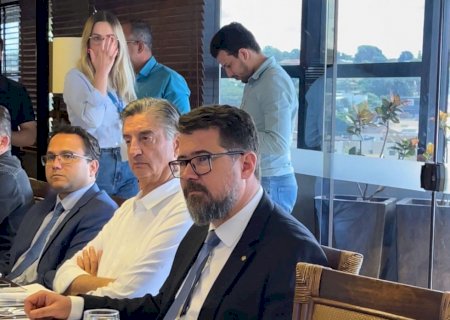 Deputado Marcos Pollon participa de reunião com Governo e bancada federal para tratar da reforma tributária