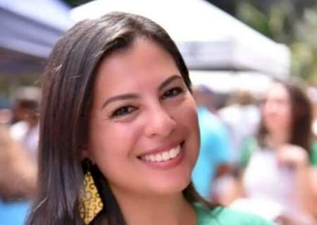 Carina quase desistiu da vida, mas feira deu 586 raz&otilde;es para continuar