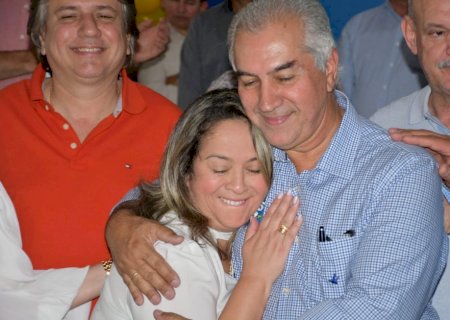 Em festa de filiação de Juliano Ferro, Lia nogueira destaca liderança de Reinaldo Azambuja