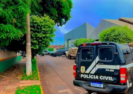 Suspeito de queimar duas crianças é morto a tiros