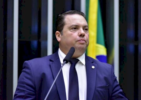 Deputado quer convocação de Lewandowski para explicar fuga de detentos
