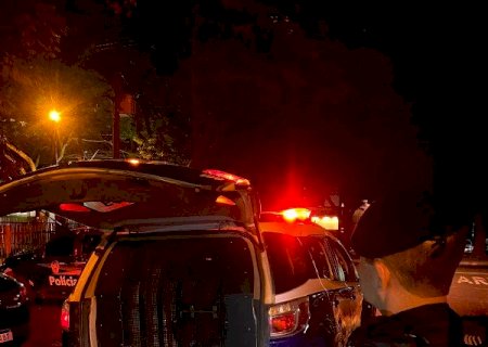 Polícia prende homem acusado de roubo de carro em Dourados
