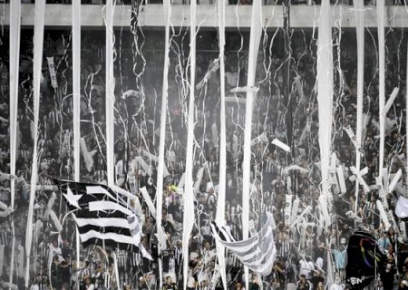 Artur Jorge lamenta baixa de Tiquinho e exalta torcida do Botafogo: "Impossível não termos ganhado"
