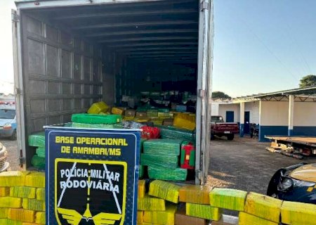 Persegui&ccedil;&atilde;o em rodovia termina com apreens&atilde;o de 10 toneladas de maconha