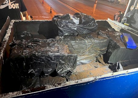 Motorista de carreta é flagrado com quase 2 toneladas de maconha