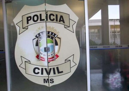 Mulher &eacute; esfaqueada mais de 7 vezes pelo marido que afirma ter sido tra&iacute;do