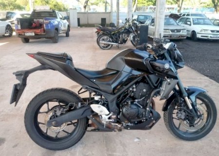Leil&atilde;o com motocicleta esportiva a R$ 6 mil tem arremate nesta quinta