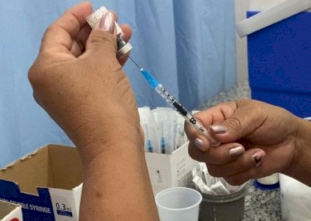 Vacinas contra a dengue vencem esse mês e 40 mil não tomaram a segunda dose