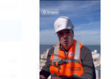 Em navio no Uruguai, Riedel defende melhor navegabilidade do Rio Paraguai
