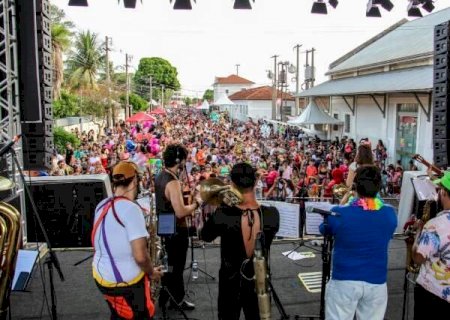 Para Carnaval da Capital se firmar, vereadores querem data no calend&aacute;rio oficial