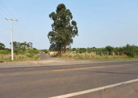 Motociclista invade rodovia e deixa um morto ap&oacute;s colis&atilde;o com carreta