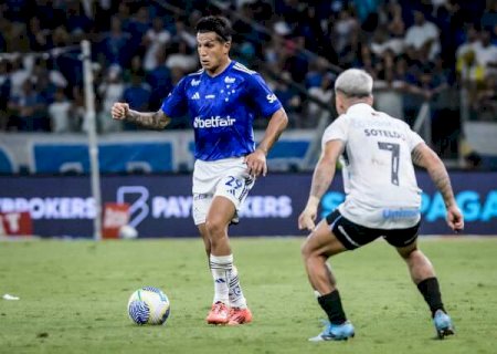 Gr&ecirc;mio sai na frente, mas empata com o Cruzeiro no Mineir&atilde;o