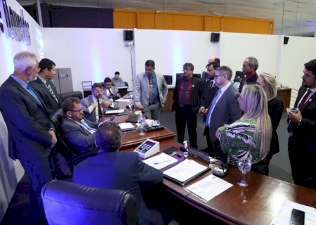 Vereadores votam hoje orçamento de Dourados de R$ 1,9 bilhão para 2025