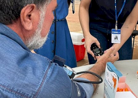 Prefeitura realiza ações de saúde e prevenção ao diabetes nos bairros
