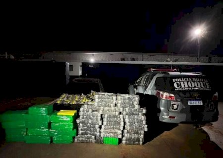 Cheiro de maconha "denuncia" dep&oacute;sito com meia tonelada de droga