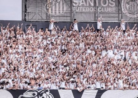 No jogo de comemora&ccedil;&atilde;o do t&iacute;tulo da S&eacute;rie B, Santos perde para o CRB