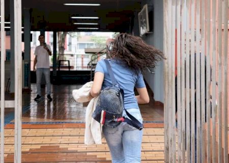 Em MS, 14 mil inscritos faltaram 1&ordm; dia de provas do Enem