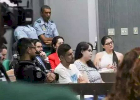 Casal &eacute; condenado por maltratar filhote e m&atilde;e de Sophia deixa de ser r&eacute; prim&aacute;ria