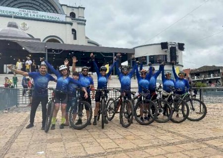 Fam&iacute;lia percorre 485 quil&ocirc;metros de bicicleta com destino ao Paraguai