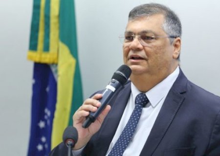 Dino libera parte de emendas, mas mant&eacute;m bloqueio de R$ 4,2 bilh&otilde;es