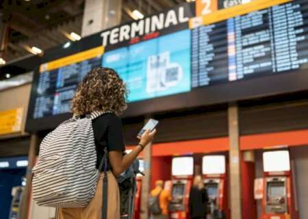 Na reta final do ano, cresce n&uacute;mero autoriza&ccedil;&atilde;o digital para viagem de menores