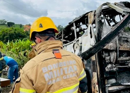 Sobe para 41 o número de mortos em acidente em MG, diz Polícia Civil.