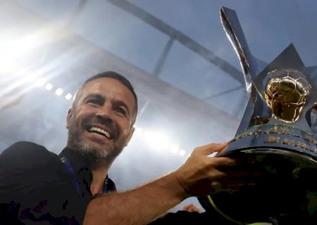 T&eacute;cnico do Botafogo, Artur Jorge &eacute; indicado a melhor das Am&eacute;ricas