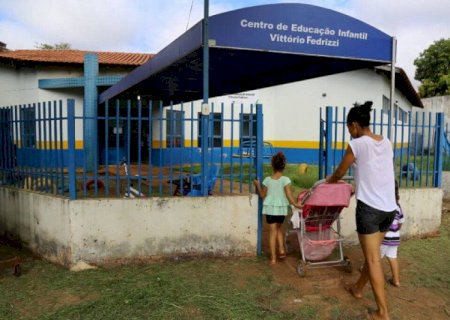 Prefeitura suspende processo de R$ 16 milhões para compra de vagas em creches