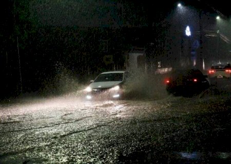 Na v&eacute;spera do Natal, Capital volta a registrar pancadas de chuva