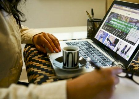 Mulher perde mais de R$ 5 mil em golpe virtual com promessa de trabalho remoto