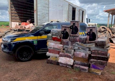 Caminh&atilde;o-ba&uacute; levava 5,6 toneladas de maconha da fronteira para o Rio