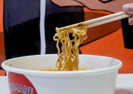 Inspirada nos doramas, loja deixa o fregu&ecirc;s preparar o pr&oacute;prio l&aacute;men