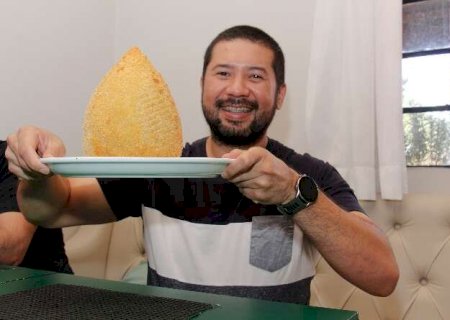 Ele nunca foi &lsquo;p&eacute; quente&rsquo; em sorteio at&eacute; que a coxinha de 1,5 kg veio