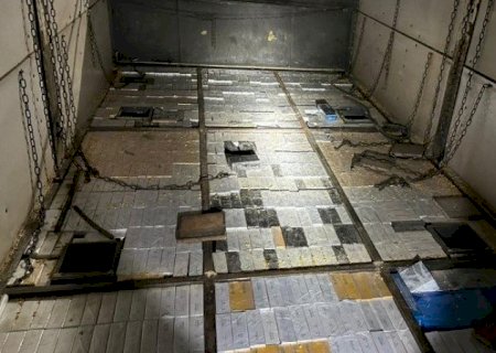 Polícia apreende carga milionária de celulares e notebooks em fundo falso de carreta