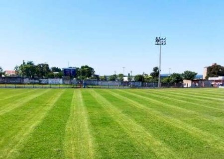 Est&aacute;dio de Coxim recebe laudos e est&aacute; apto a sediar jogos do Estadual