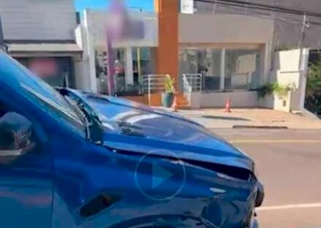 Motorista perde o controle de caminhonete ap&oacute;s roda soltar do eixo